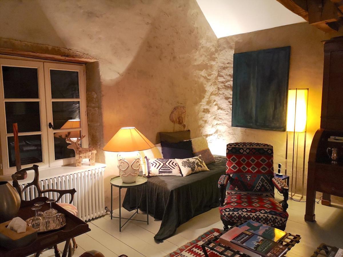 Maison D'Hotes - Les Tillets Bois-Sainte-Marie Luaran gambar