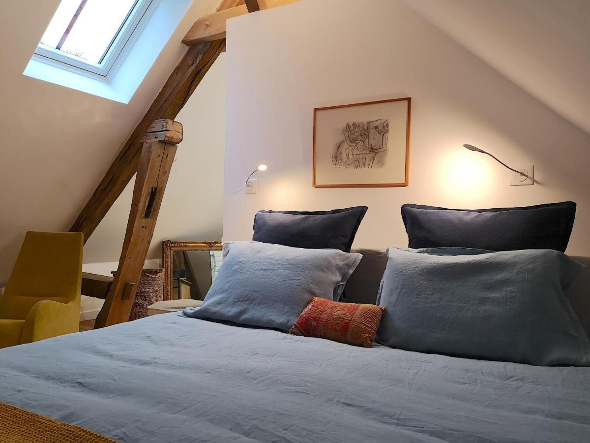Maison D'Hotes - Les Tillets Bois-Sainte-Marie Bilik gambar