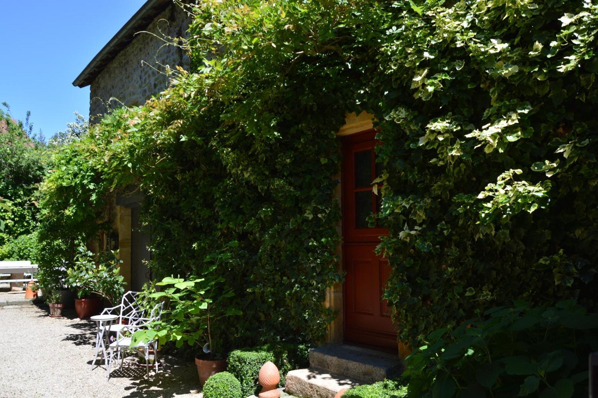 Maison D'Hotes - Les Tillets Bois-Sainte-Marie Luaran gambar
