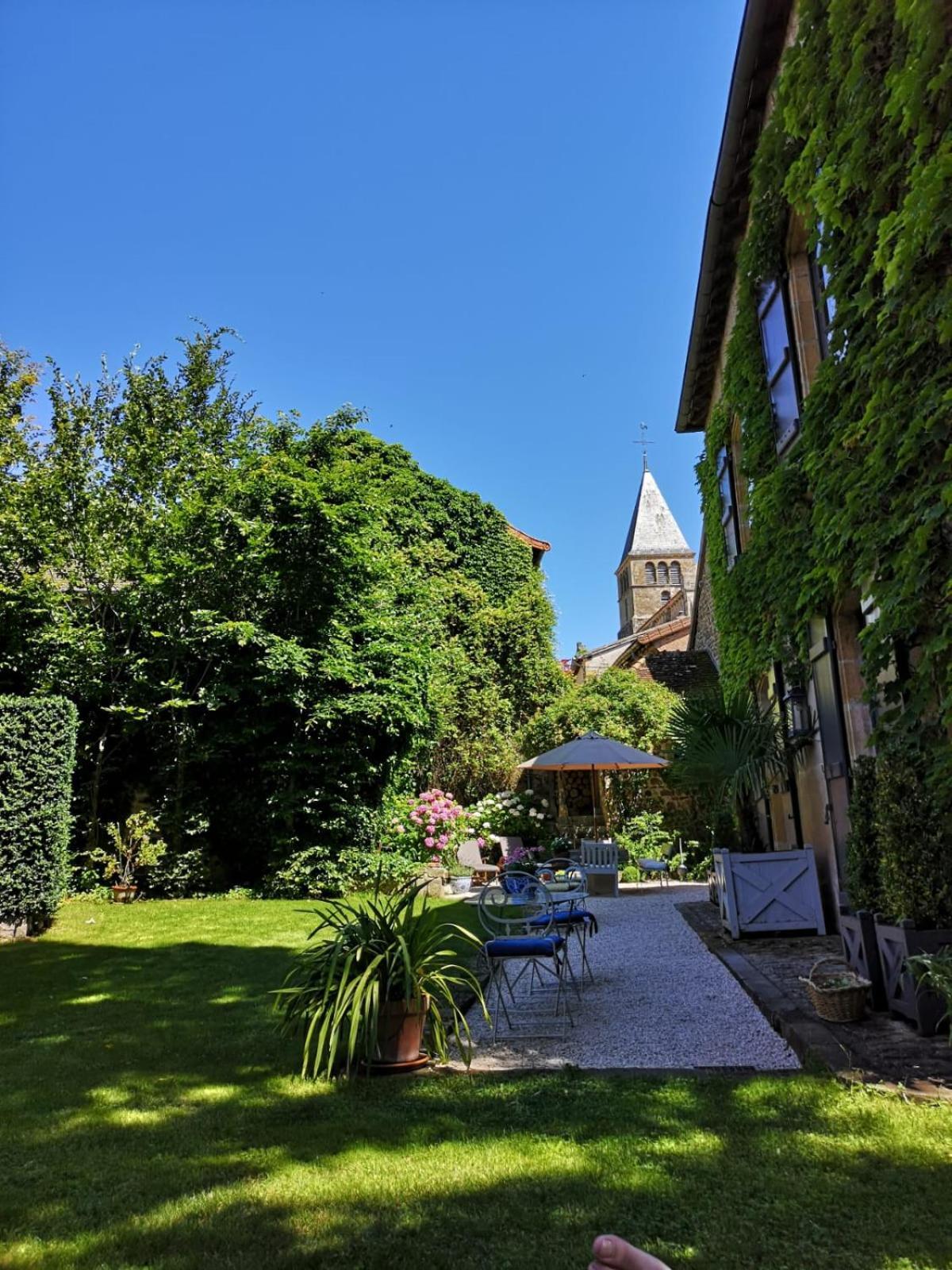 Maison D'Hotes - Les Tillets Bois-Sainte-Marie Luaran gambar